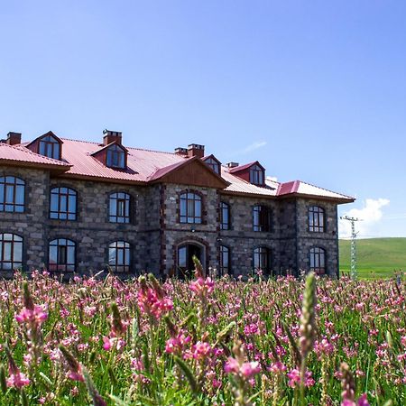 Lake Cildir Lodge ภายนอก รูปภาพ