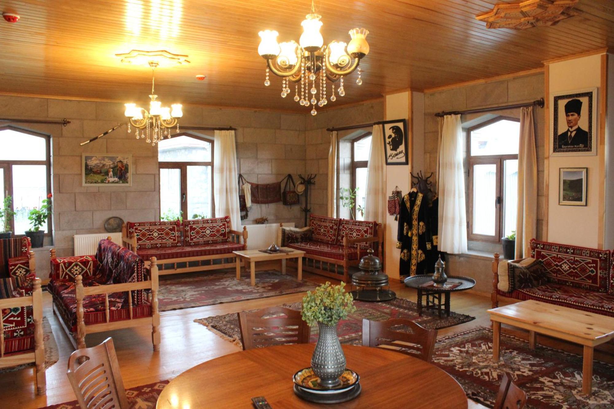 Lake Cildir Lodge ภายนอก รูปภาพ