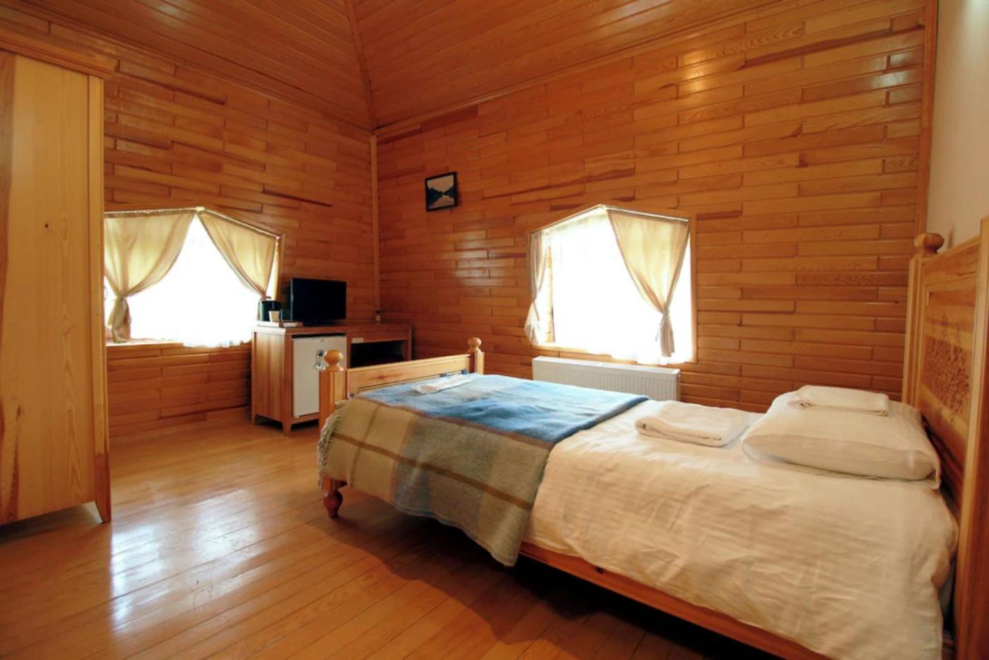 Lake Cildir Lodge ภายนอก รูปภาพ